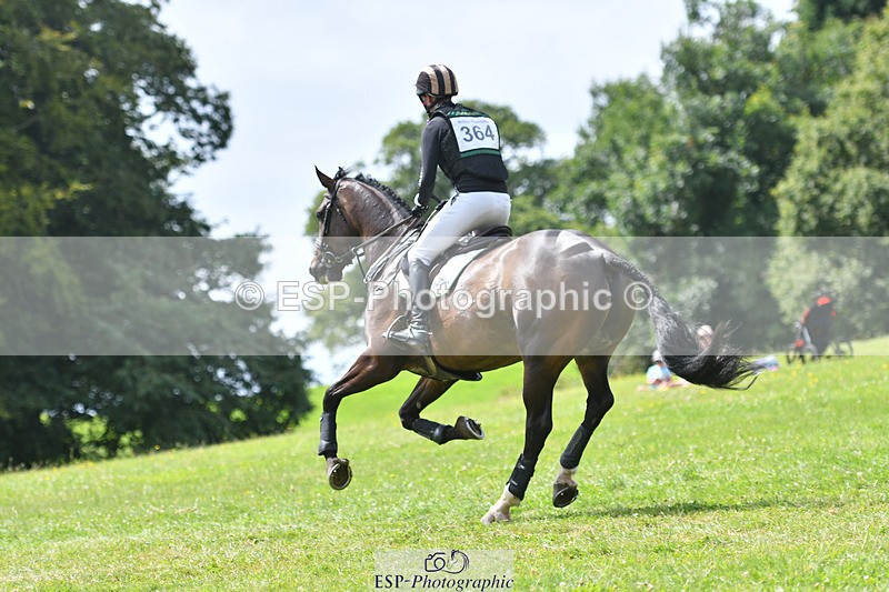 240804-121101-12465 - 364-Tom_Rowland-MONBEG_SKYFALL