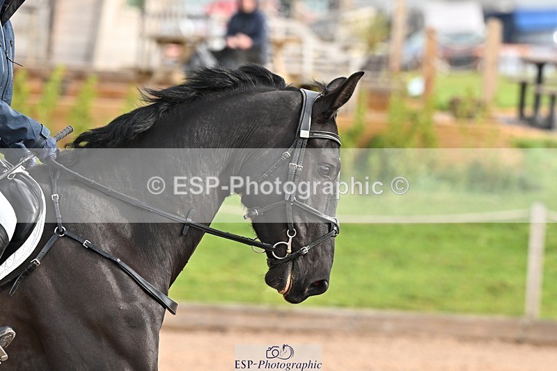 250416-093627-00059 - Cls 1 British Novice and 90cm