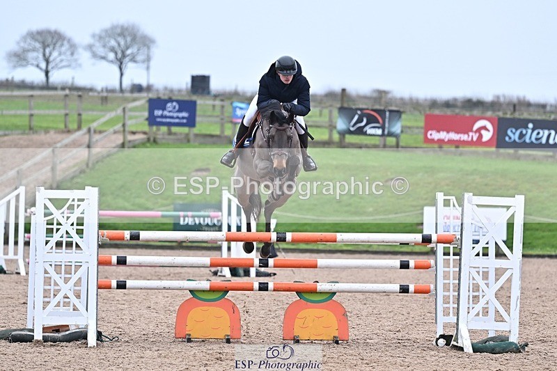 260114-133937-00457 - Cls 5 Foxhunter and 1.20m