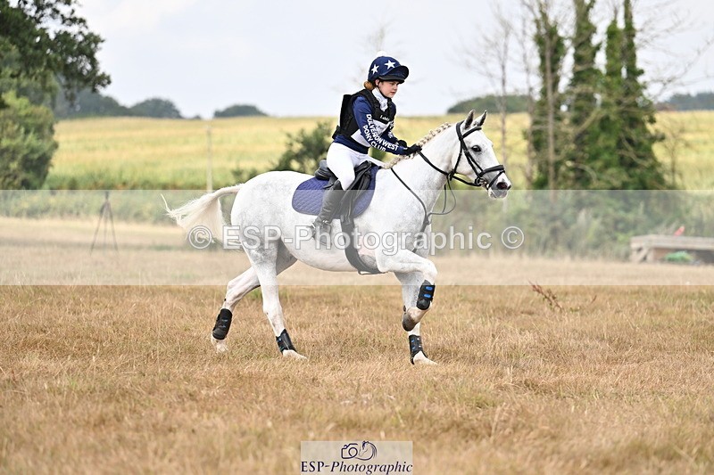 250824A-113639-35225 - 2043-Holly.Squance