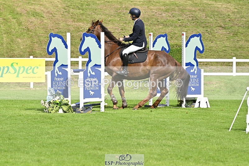 250613A-094626-00112 - Cls 1 Snr Newcomers and 1.10m Open