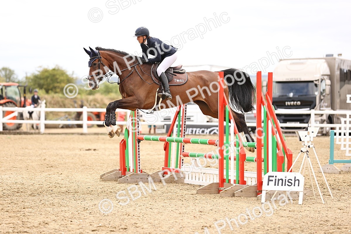 SBM_000281 - Class 3 - Senior British Novice - 90cm