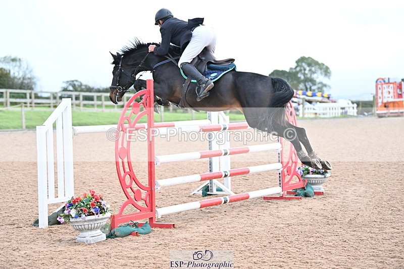 231013A-140428-02567 - Cls 9 Foxhunter & 1.20m Open