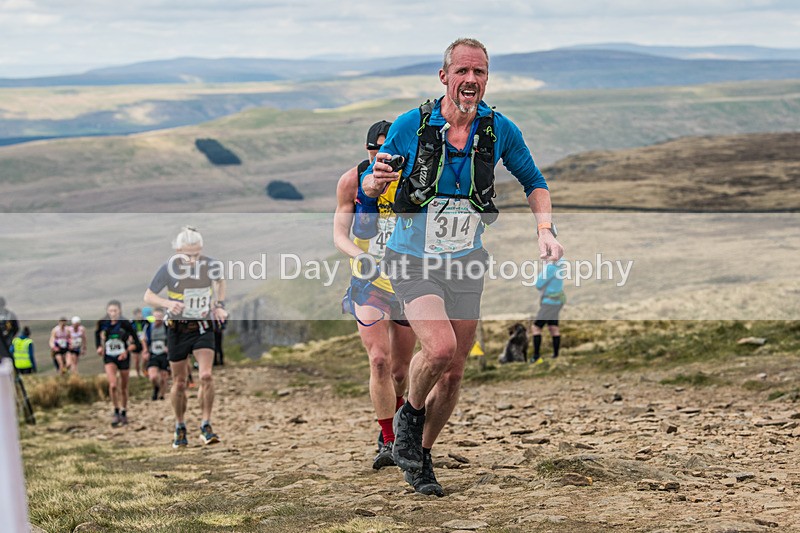 3 Peaks-291 - The 3 Peaks Race Saturday 27th April 2024
