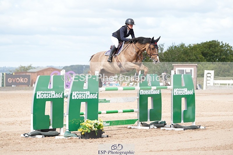 250801-102652-04737 - Cls 14 Snr Fox 1st Rnd