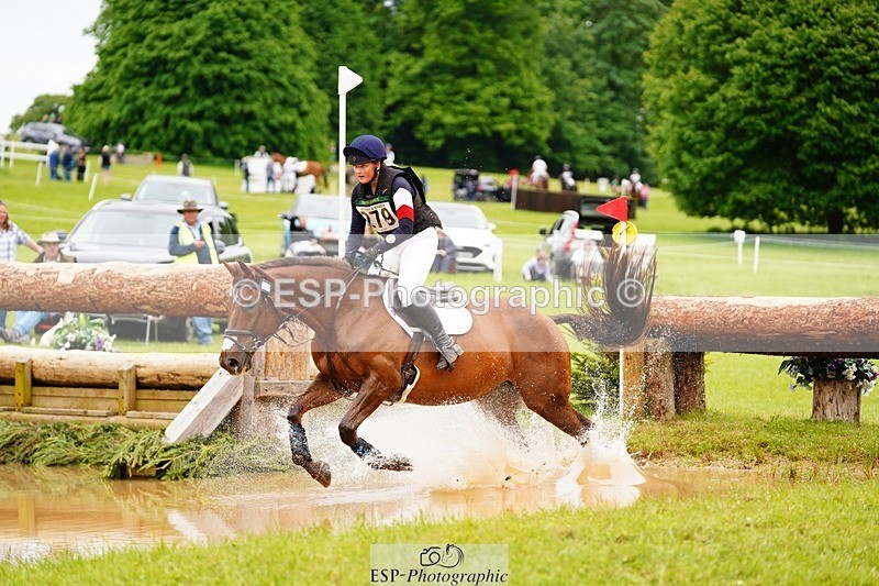 240525-165652-18948 - 279-MHF_LADY-Poppy_von_Maltzahn