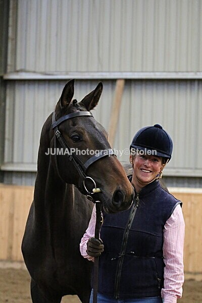 SIAL1695 - sunday 14th Set In Hand