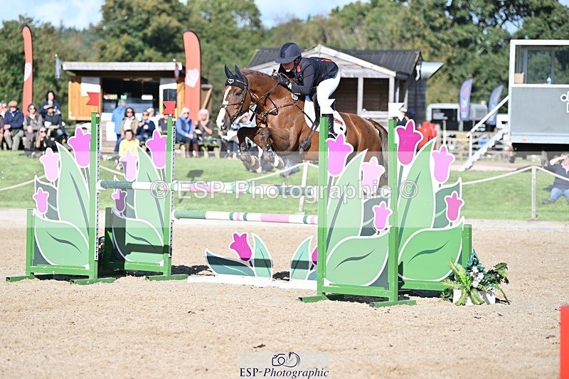 231022-125458-26862 - 305-CHILLI.KNIGHT-Gemma.Stevens-SJ