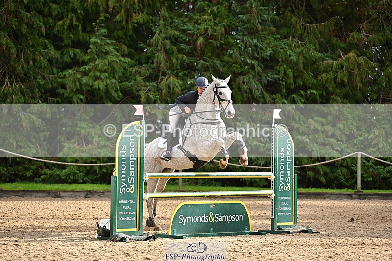 251026A-120901-24256 - E-394-Franki.Jarvis