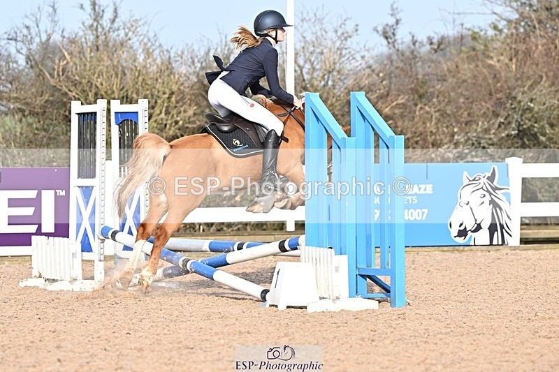 250308-090601-00836 - Cls 19-21 CR, Club and Schools 60cm