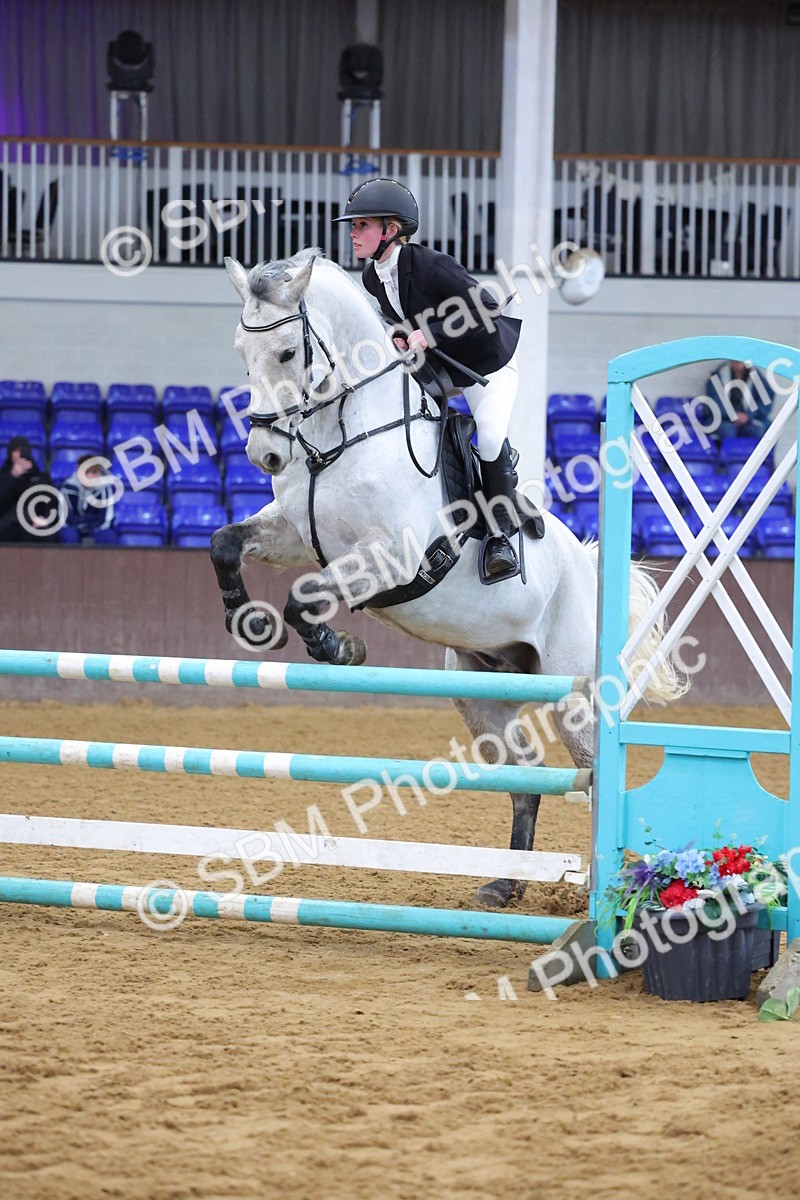 SBM_010087 - Class 21 - Nupafeed Supplements Senior Discovery/ 1m Open - First Round (1.00m)