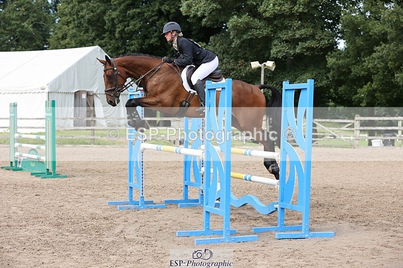 240803-151458-08743 - 262-Taggy_Forester-Bennett-THE_MUSIC_MAKER