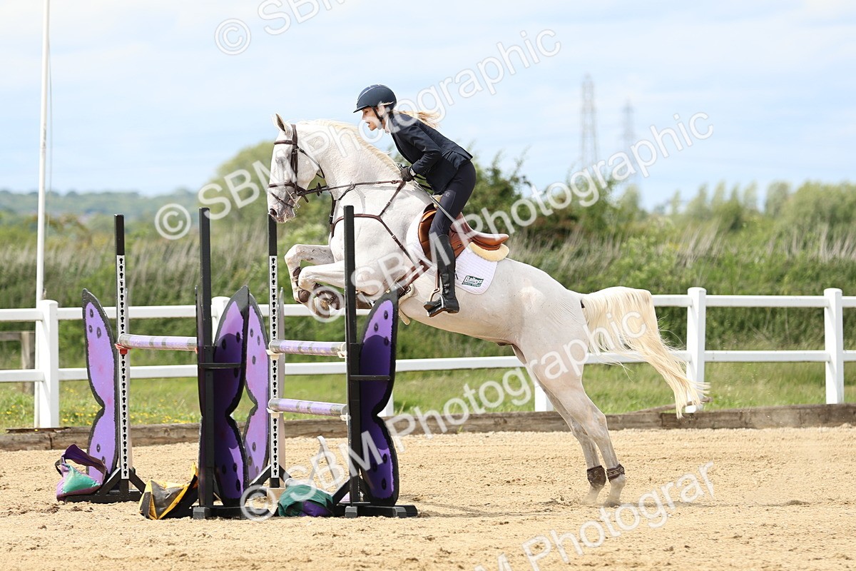 SBM_001245 - Class 5 - Senior Foxhunter - 1.20m