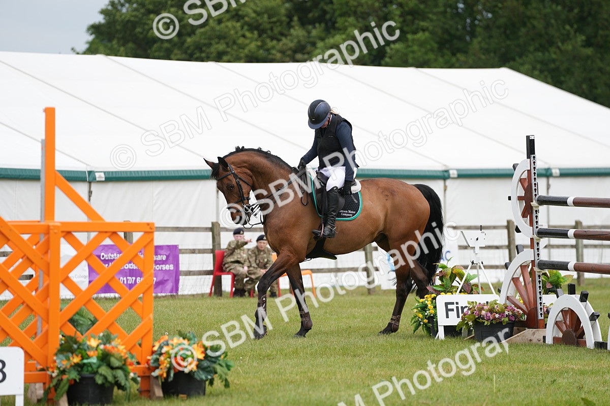 SBM_06485 - Class 202 - National 1.40m Open