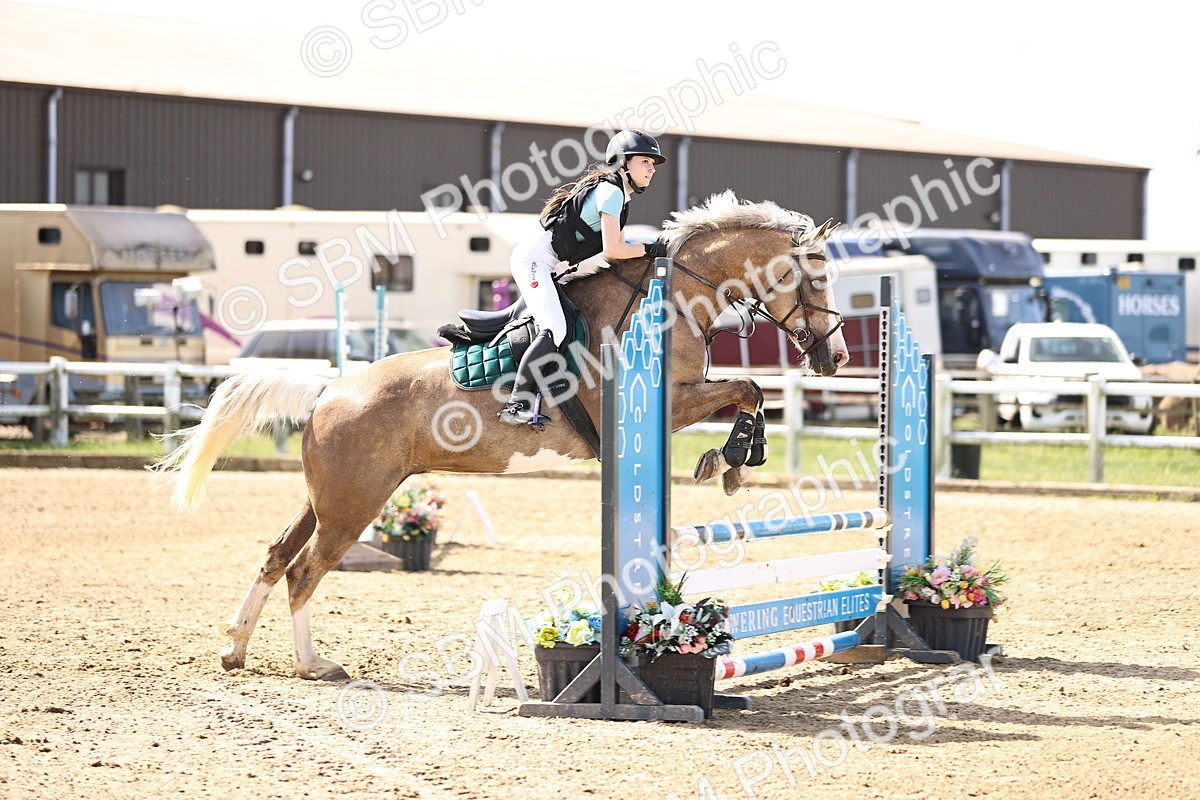 SBM_003558 - Class 8 - Clear Round