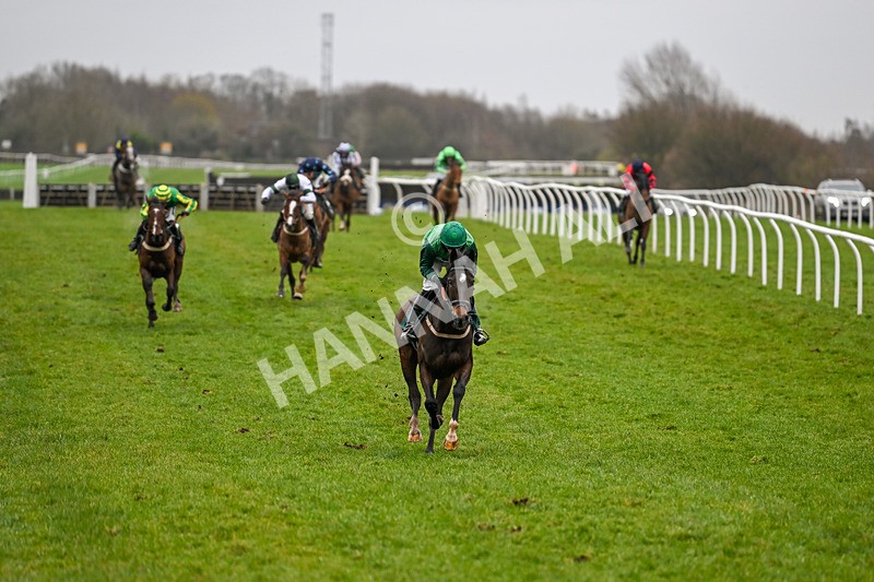 110124-Race 1-Brucio-2043 - Race 1