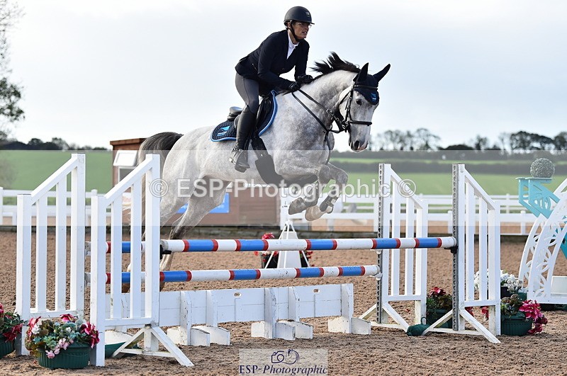 231014A-092458-03690 - Cls 12 British Novice & 90cm Open