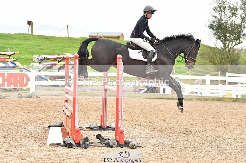 240403A-135126-00641 - Cls 4 Newcomers and 1.10m Open