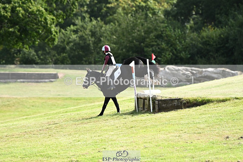 240825X-112655-32039 - 70cm XC 11.00 to 12.00