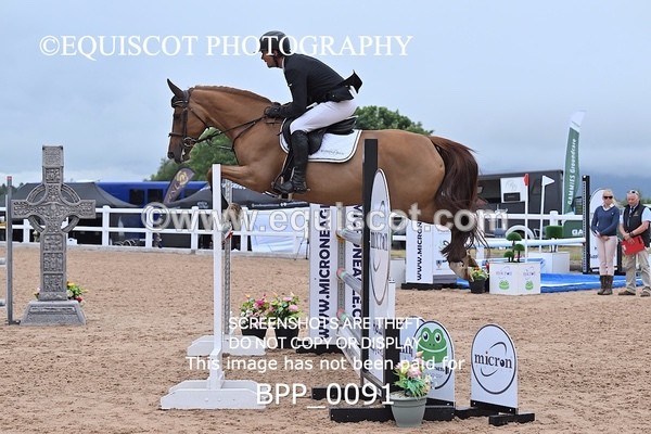 BPP_0091 - CLASS 25 SUN HOYS Redpost Equestrian Senior Foxhunter Second Round