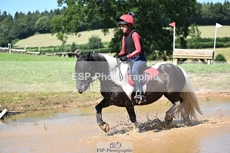 240729B-150322-03086 - Abbie's Group XC