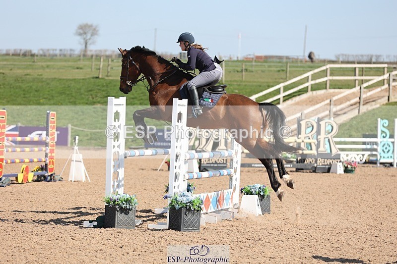 250402-120511-00489 - Cls 4 Newcomers and 1.10m Open