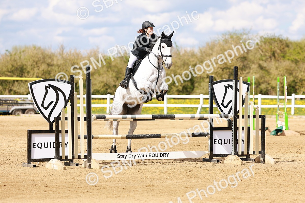 SBM_002124 - Class 4 - Senior Newcomers - 1.10m