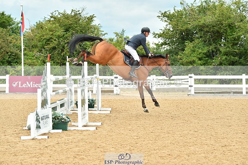 230720A-141012-03338 - Cls 21, 1 Star Gold 1.30m