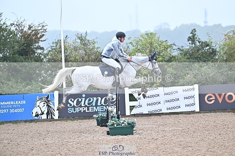 250914-124138-08860 - Cls 36 1.05m Amateur Quali