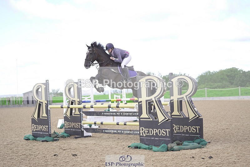 230806A-110030-01482 - Cls 13 Snr Newcomers & 1.10m Open