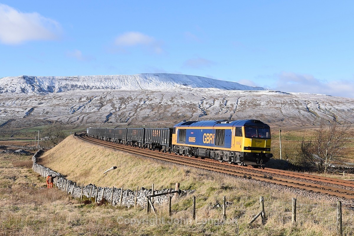 JL - 19.11.25 60085 6J84 HiR - Brindle Heath, Ribblehead - Latest shots