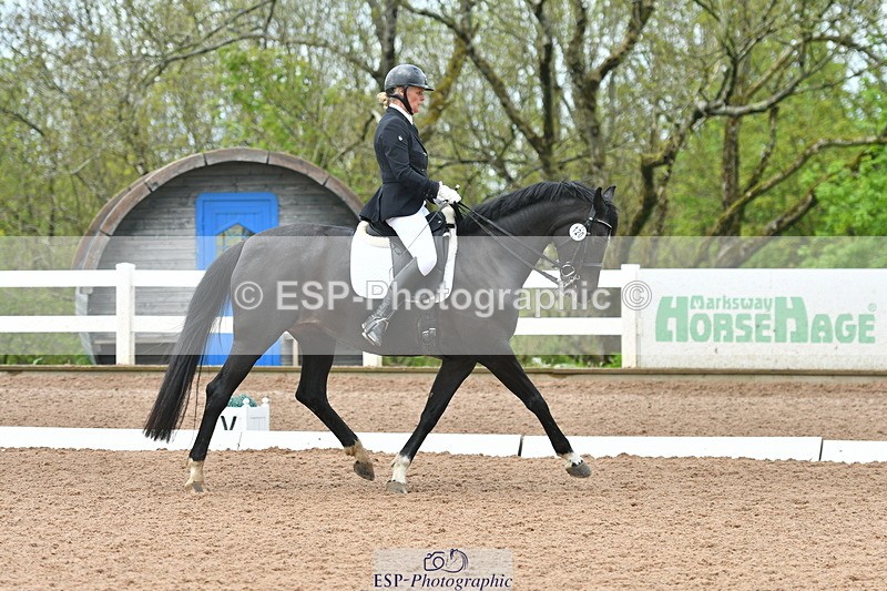 230511A-142804-00935 - BD Cls 14 Adv Medium 98