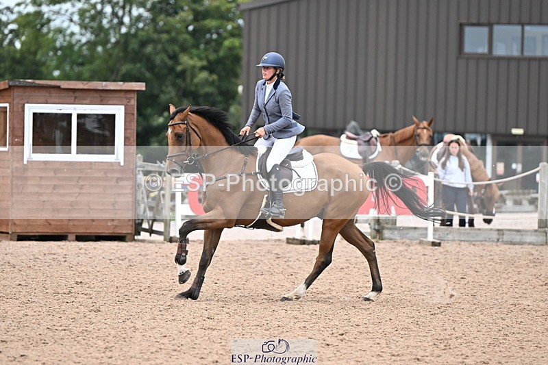 240828A-162540-01337 - Cls 5 Snr Foxhunter and 1.20m Open