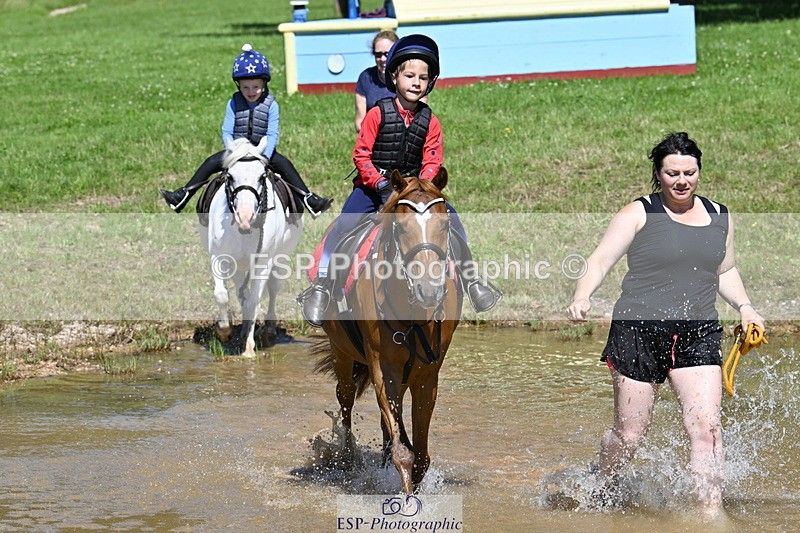 240728B-111334-01196 - Gemma's Group XC