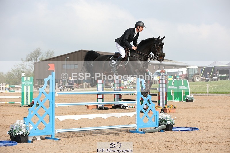 250424-103221-03083 - Cls 33 Young Horse 7yr old