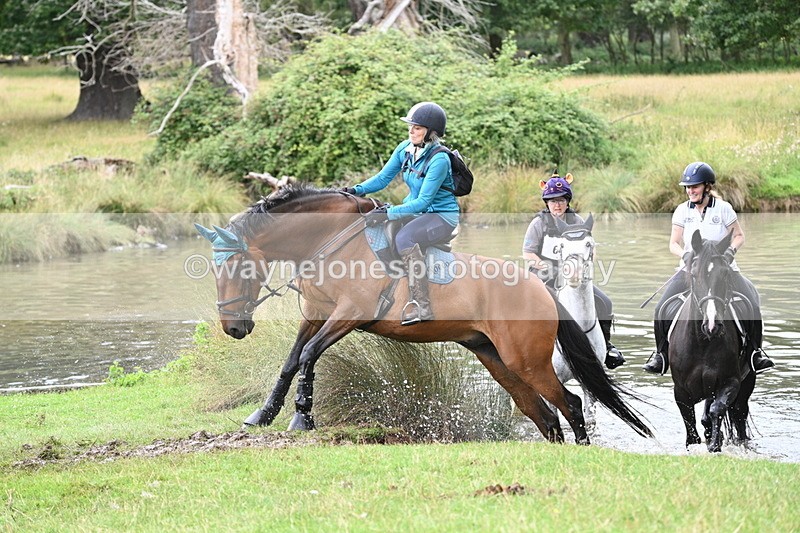 WJ7_2676 - Time at Water 11:37 to 12:13