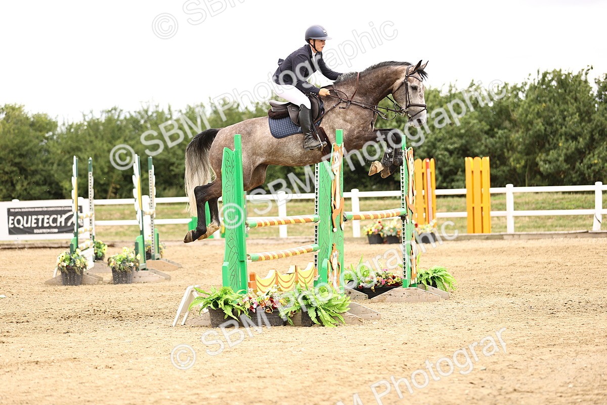 SBM_003298 - Class 21 - Senior Newcomers - 1.10m