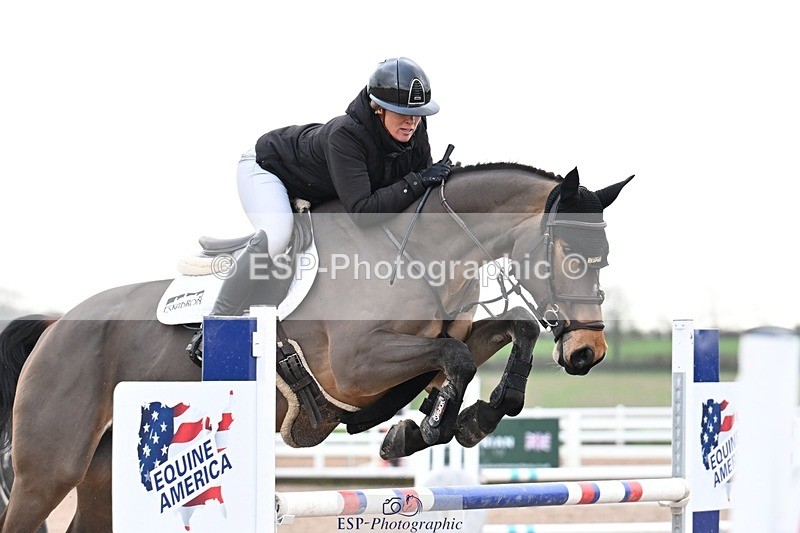 251206-133227-01125 - Cls 13 Snr Foxhunter and 1.20m