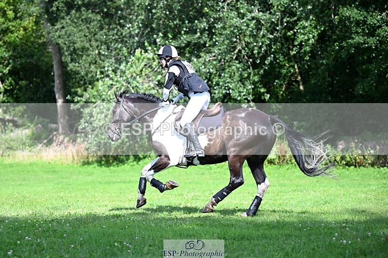 240803-153227-07866 - 185-Annabel_Taylor-LIQUORICE_ALLSORTS