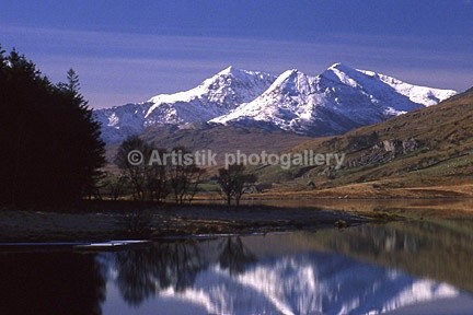 Snowdon Royal bridge reflections