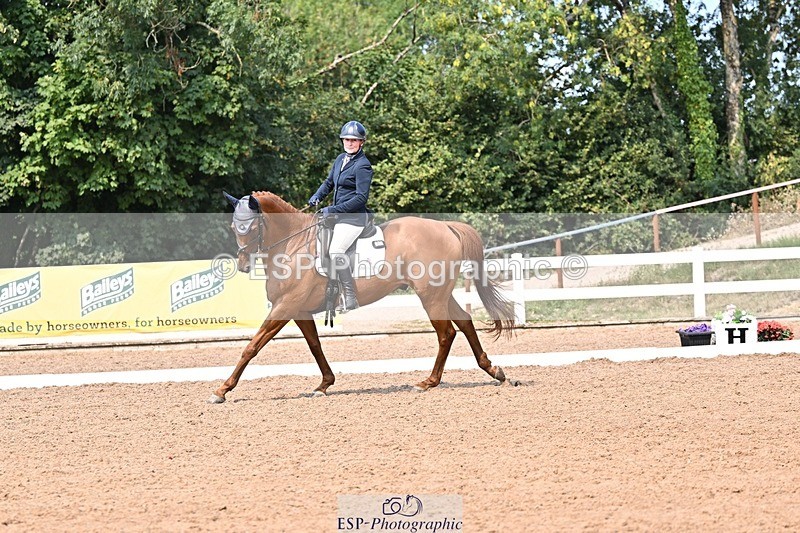 250816-141913-05324 - 142-Emma-Jane.BrownLord.in.Red