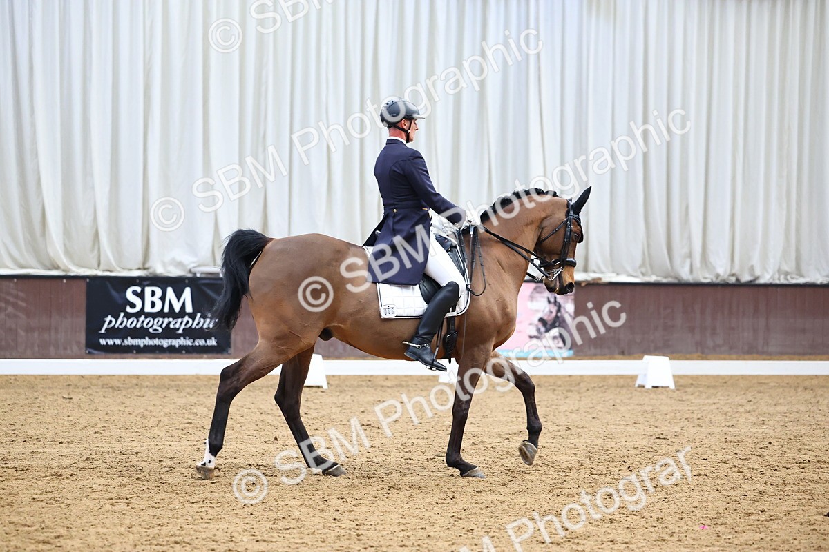 SBM_008211 - Class 32 - FEI intermediate II