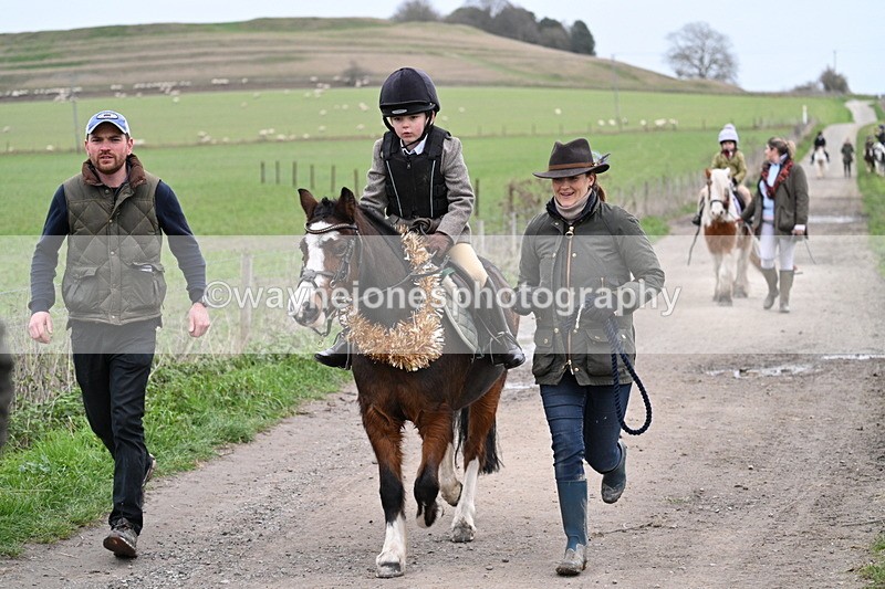 WJ7_1400 - Walk Home