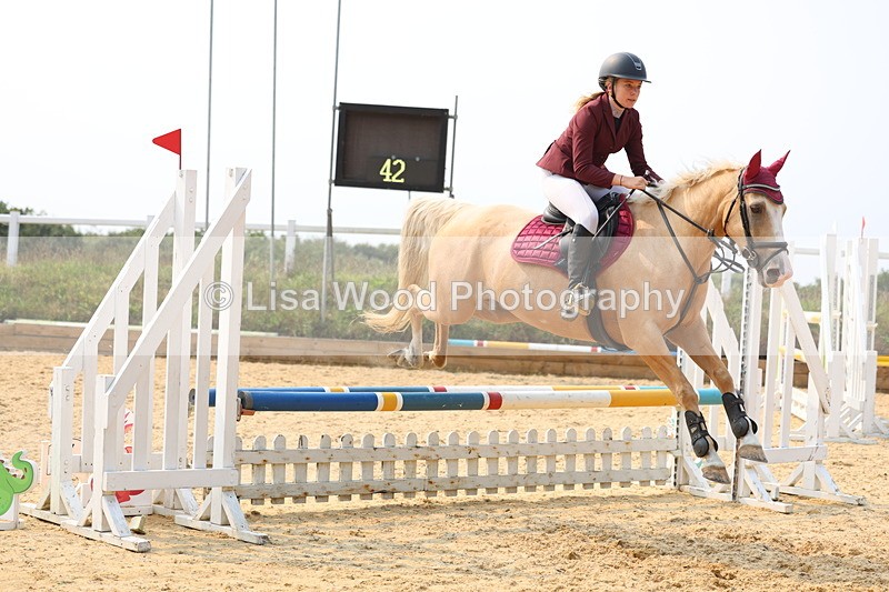 3E7A2868 - Class 11: Junior 70cm