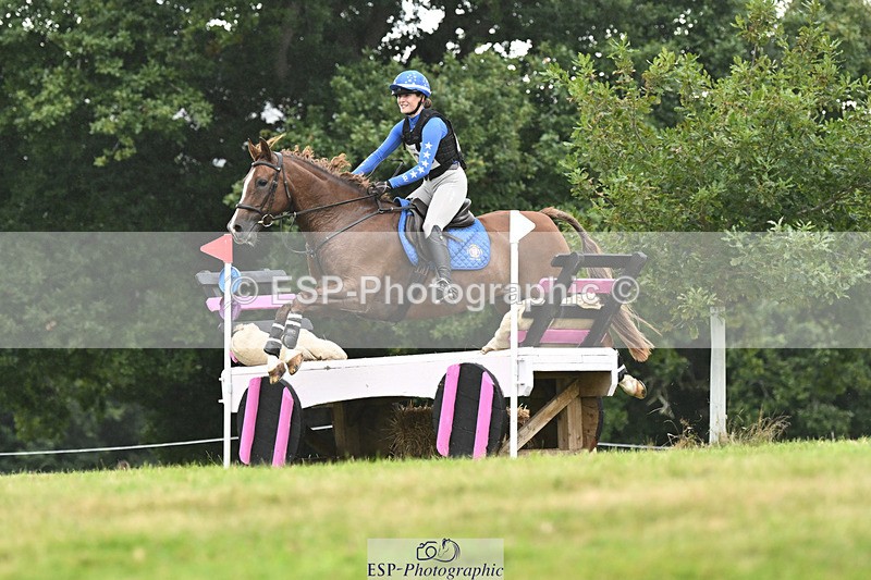 240825X-164914-37359 - 80cm XC 16.30 to 17.30