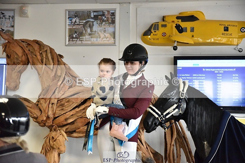 250215-153824-04513 - Medium Gold Presentations