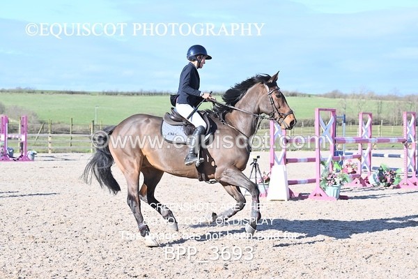 BPP_3693 - CLASS 8 Senior Newcomers/ 1.10m Open