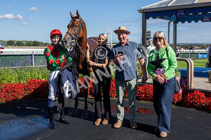 220926-Race 1-Snooker McCrew-4171 - Race 1 1.30pm Churchill Tyres Apprentice Handicap