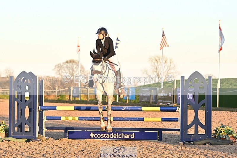 250401-191700-00953 - 90cm Classes