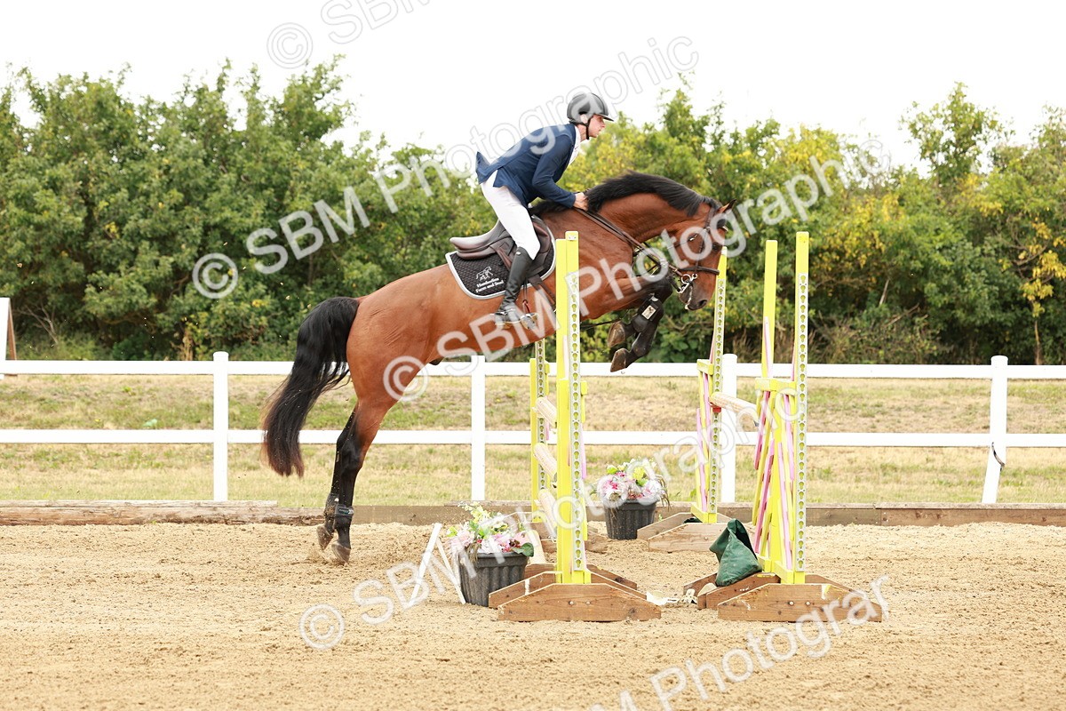 SBM_016650 - Class 20 - Senior Newcomers - 1.10m